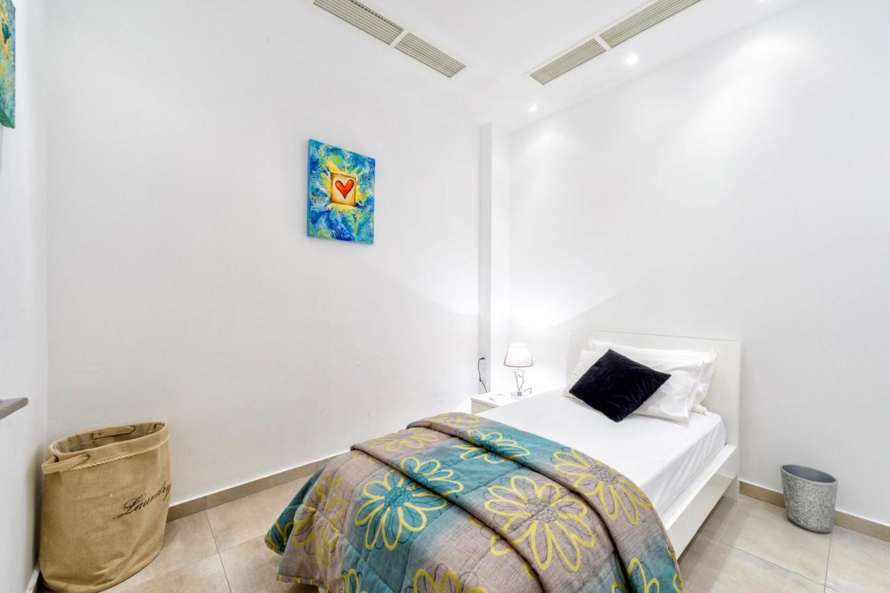 Villa Imperial Protaras Bagian luar foto