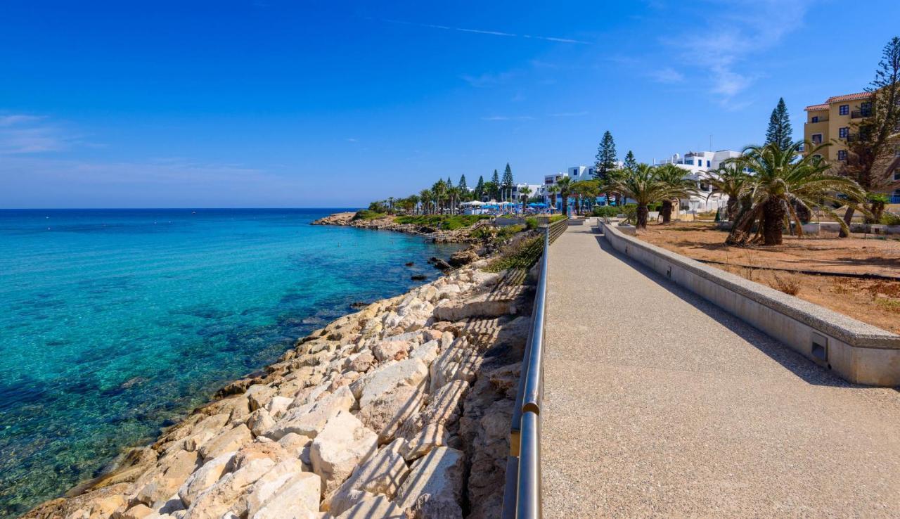 Villa Imperial Protaras Bagian luar foto